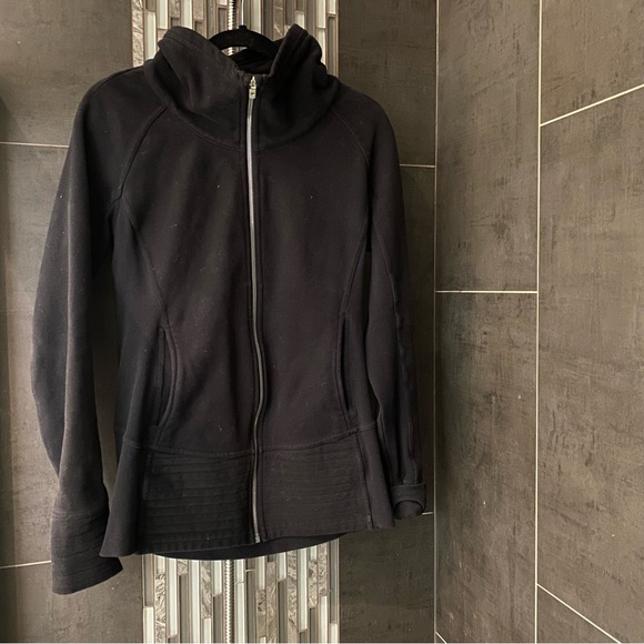 SOLD 🥰🩷: Lululemon Radiant Jacket - Picture 6 of 13